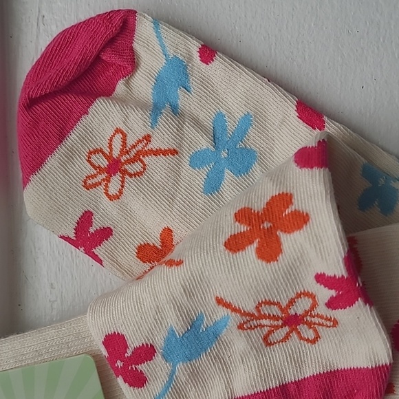 Funatic 'Mom' Socks with Colorful Design - Picture 4 of 5